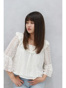 ヘアリゾートユア 新大久保店(hair resort YuA) ストレートスタイル