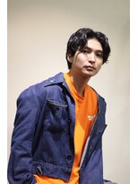 ブークル(boucle)&nbsp;黒髪大人センターパート