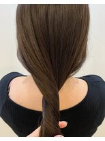 シェノン 西梅田(CHAINON)&nbsp;レイヤーカット/ウェットヘア/デザインカラー/オリーブベージュ