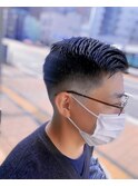 清潔感溢れるフェードカット