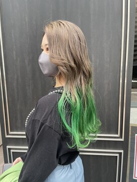 アイリー 名古屋(A/LEE) グリーン×グレージュ