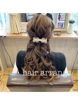 ワット 原宿店(W) 【W-ワット-原宿店】大人かわいいブライダルハーフアップ