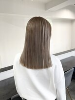 小森谷,小顔,ワンレン,くすみベージュ, オリーブベージュb23