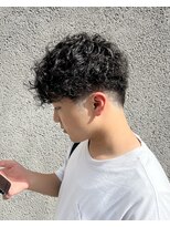 マノハル(MANOHARU)&nbsp;黒髪マッシュパーマ