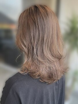 メイプルフェロー(MAPLE fellow) 大人可愛いくびれヘア30代40代50代60代白髪ぼかし明るい白髪染め