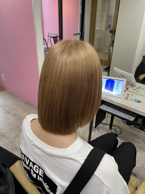 エアリーボブ美髪ケアブリーチミルクティーベージュ練馬所沢韓国