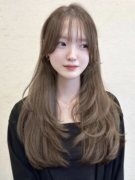 ユニコ(unico) 韓国風/レイヤー/小顔/前髪/透明感カラー/グレージュ