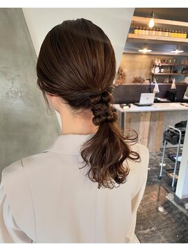 クロ(KURO.) #ヘアアレンジ#編み下ろしアレンジ