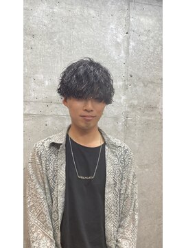 デフカッヅ 北千住(DEF CUTZ) ツイストスパイラルパーマ