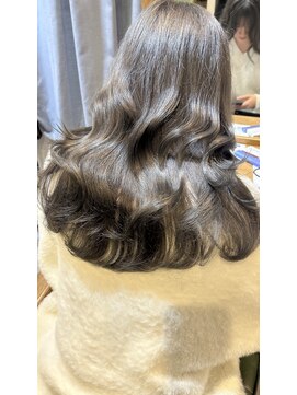 サミット ウル(SUMMIT ulu.) 透明感艶感カラー