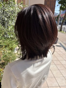 クルト バイ マルカ(KURT by MARUCA) ミディアムレイヤー/ウルフ/レイヤーカット/20代30代40代50代