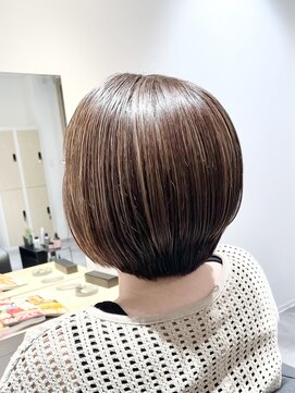 ストフ(stof) ショートカット/.ショートボブ/ハイライト/白髪ぼかしハイライト