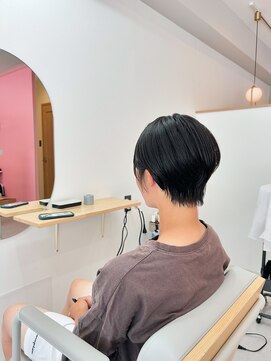 ハレ(HALe) ショートボブ