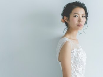 ユニークスタンダード(UNIQUE STANDARD)の写真/【北新地駅徒歩30秒】平日22時まで！ヘアセット¥1500～☆お得×ハイクオリティでデートやパーティー前に♪
