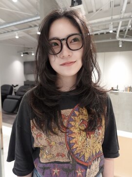 テクネ 天神大名(techne) 天神大名顔周りレイヤーカットロングヘア大人ヘアくびれヘア今泉