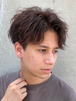 フィフス トウキョウ (fifth TOKYO) 渋谷シャドウパーマメンズカットルーズパーマセンターパートヘア
