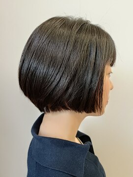 シャンパトラ(SCHON PATRA) グラデーションボブ