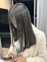ロエ(LOE) 赤みを消して大人っぽく!