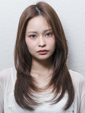 イリ 大阪(ili) レイヤーカット/ブリーチなし/ココアブラウン/髪質改善