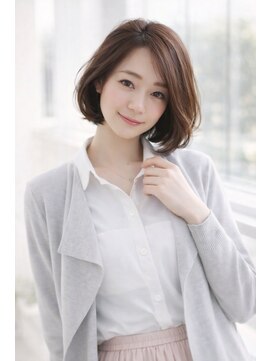 ミスエッセンス(MISS ESSENCE) 大人女性に人気◎上品丸みボブ/ミスエッセンス平岩
