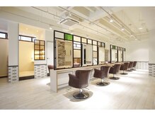 ネオリーブ ジューク 日吉店(Neolive JuQ)の雰囲気（広々した店内はパーソナルスペースを確保☆日吉/綱島）