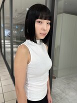 キルトプラスリム(Qilt+LIM)&nbsp;前下がりのワンレンスタイル