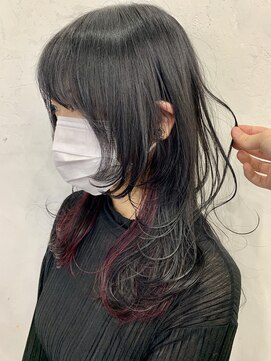 アンリ(Anli) 【Anli】ウルフカット×インナーワインレッド