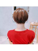 収まる襟足!抜け感ショート!