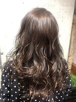 ジュジュル 稲毛本店(jujur)&nbsp;透明感カラー/ロング/カーキグレージュ/大人かわいい【稲毛】