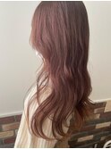 ピンクベージュ