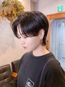 シルエット(silhouette) ウルフ/センターパート /ツーブロック