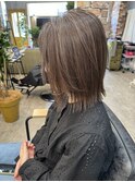 『京都 山科 ルーナ』ハイライト ミルクティーグレージュ　草木