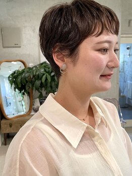 丁寧なカウンセリングでお客様一人ひとりに合ったトレンドスタイルをご提案します◎朝のお手入れもラクに★