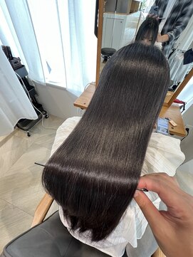 ラヴィエ(RAVIE) 触りたくなるほどの美髪