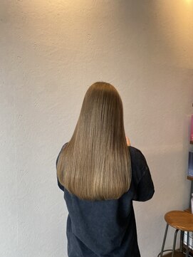 シモン(SIMON) ミルクティーベージュ/半田/知多/半田美容室/知多美容室