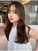 小顔に見せるヘア/ワンレン/ボブウルフ/ネビージュ/黒髪カタログ