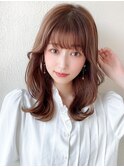 後れ毛が可愛い顔周りレイヤー/ナチュラルアッシュ/顔周り