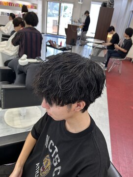 ディーボーイリタ 光の森(D-BOY Lita) ツイストスパイラルパーマ