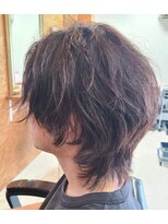 ハグ(Hug)&nbsp;ミディアムウルフ×パーマ