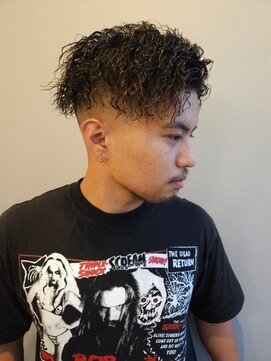 イズ(iss) ツイストスパイラルパーマ