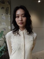 ロジ(loji)&nbsp;ミディアムレイヤーたっぷりドライパーマ