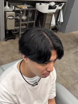 ノイセル 西本町(Noisyle) フェザーパーマスパイキーショートブルーブラックサーフカールy