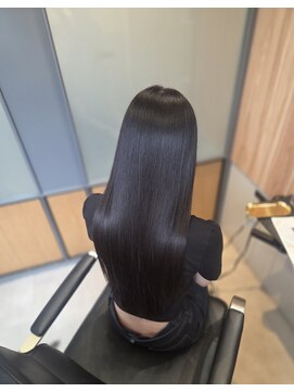 イオエ 三宮(ioe) 暗髪/髪質改善/髪質改善縮毛矯正/暗髪カラー