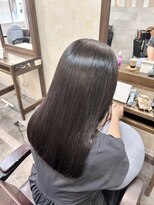 ファム(Fann.)&nbsp;艶髪ナチュラルロング×まとまりストレート
