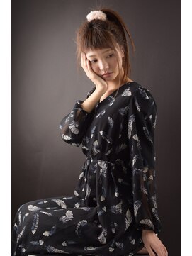 ゴーヘアーズ クレア(GO-HAIRS CREA) ポニテアレンジ