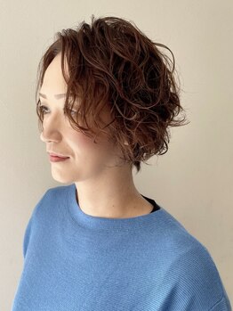 オブヘアー 宮前平店(Of HAIR)の写真/大人女性の為の高リピート率のグレイカラー！白髪をしっかりカバーし、艶のある美髪を叶えます。