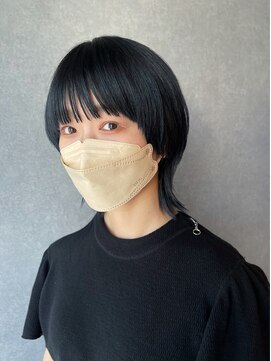 イトシテ ブルーブラック×マッシュウルフショート【本多身和子】