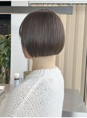 ミニボブ×艶髪グレージュ
