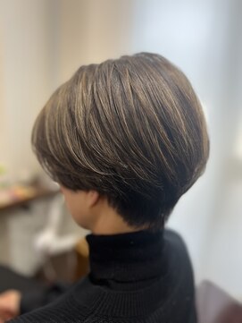 ルアン(Luan) 白髪ぼかしハイライト