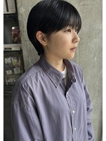 デコボコ アート(凸凹 art)&nbsp;王道マッシュショート